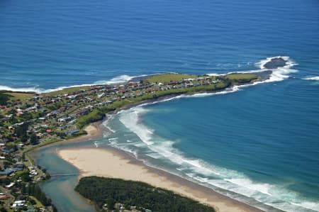 Aerial Image of GERROA HEADLAND, NSW