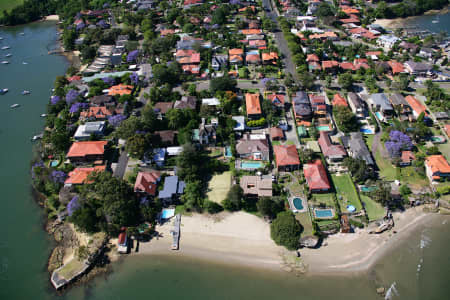 Aerial Image of HENLEY CLOSE UP, NSW