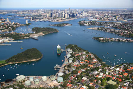 Aerial Image of GREENWICH TO THE CITY