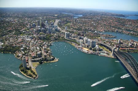 Aerial Image of NORTH SYDNEY AND MILSONS POINT.