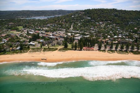 Aerial Image of NEWPORT BEACH, NSW