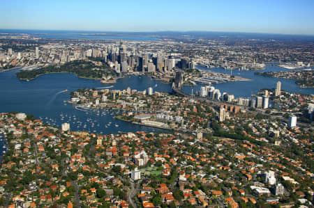 Aerial Image of NEUTRAL BAY TO THE CITY
