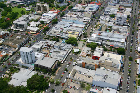 Aerial Image of CAIRNS, LAKE ST