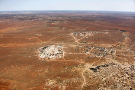 Aerial Image of WHITE CLIFFS LOOKING SOUTH ACROSS THE DESERT, NSW