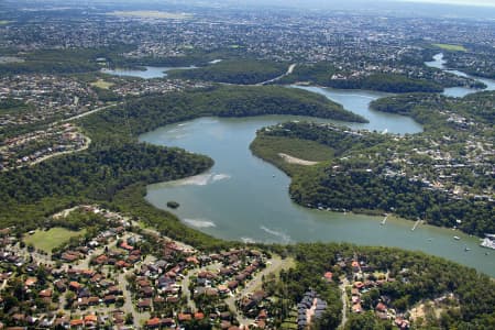 Aerial Image of ILLAWONG