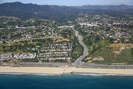 Aerial Image of PACIFIC PALISADES CALIFORNIA