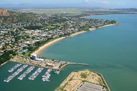 Aerial Image of THE STRAND, TOWNSVILLE QLD