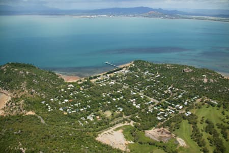 Aerial Image of PICNIC BAY, MAGNETIC ISLAND