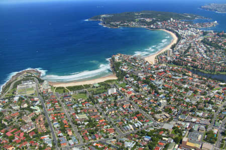 Aerial Image of FRESHWATER TO NORTH HEAD