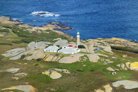 Aerial Image of MONTAGUE ISLAND.