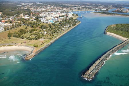 Aerial Image of HASTINGS RIVER IN PORT MACQUARIE.