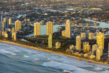 Aerial Image of MAIN BEACH SUNRISE