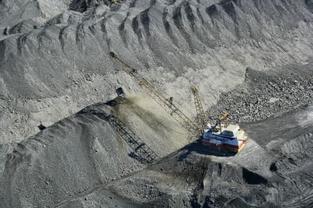 Aerial Image of DRAGLINE AT WORK