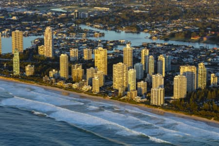 Aerial Image of MAIN BEACH SUNRISE