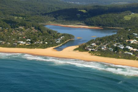 Aerial Image of MCMASTERS BEACH AND COPACABANA BEACH.