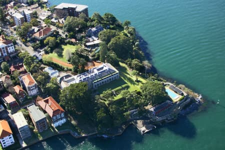 Aerial Image of KIRRIBILLI HOUSE AND ADMIRALTY HOUSE.