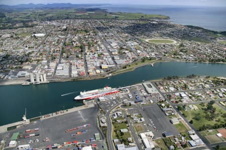 Aerial Image of DEVONPORT CITY