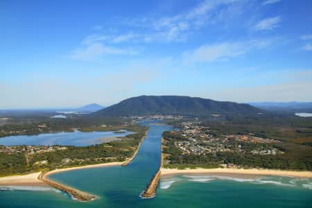 Aerial Image of ENTRANCE TO LAURIETON