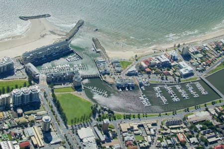 Aerial Image of GLENELG NORTH