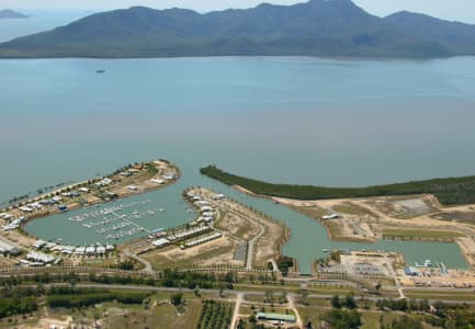 Aerial Image of CARDWELL