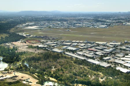 Aerial Image of ARCHERFIELD AIRPORT.