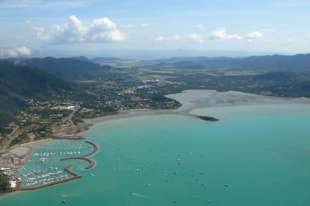 Aerial Image of AIRLIE BEACH