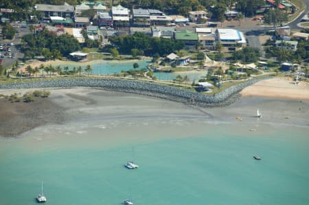 Aerial Image of AIRLIE BEACH