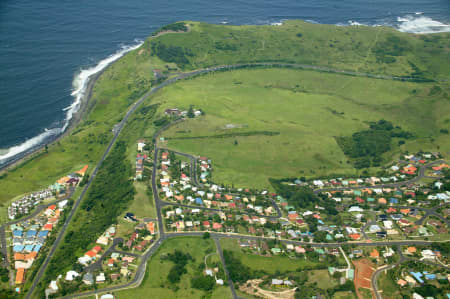 Aerial Image of LENNOX HEAD