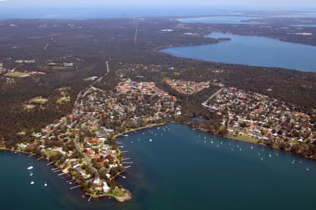 Aerial Image of SUMMERLAND POINT