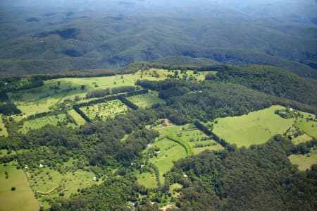 Aerial Image of MOUNT IRAVINE