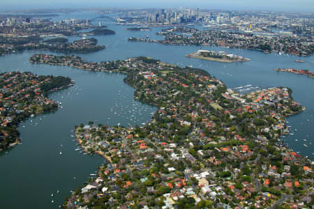 Aerial Image of HUNTERS HILL TO CBD