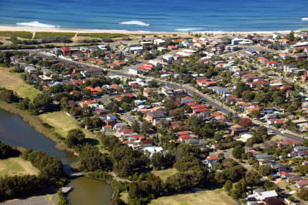 Aerial Image of CURL CURL