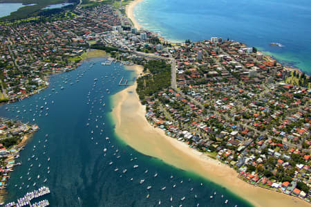 Aerial Image of CRONULLA.