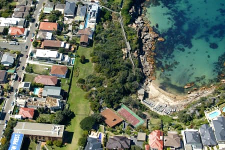 Aerial Image of CLOSEUP OF GORDONS BAY IN COOGEE.