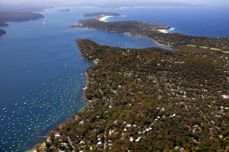 Aerial Image of CLAREVILLE.