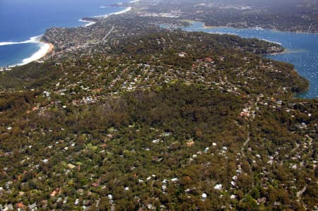 Aerial Image of CLAREVILLE.