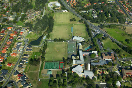 Aerial Image of OAKHILL COLLEGE IN CASTLE HILL.