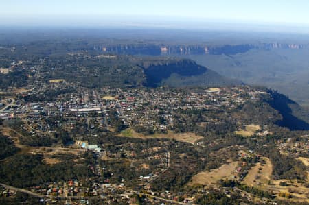 Aerial Image of EAST OVER KATOOMBA CENTRE TO MOUNTAIN RANGES