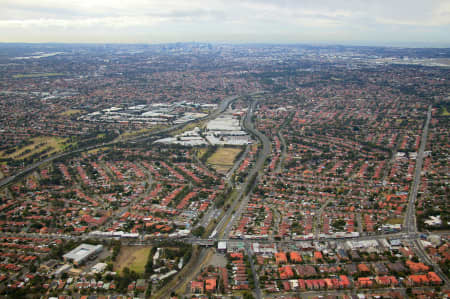 Aerial Image of BEVERLY HILLS TO SYDNEY\'S CBD.