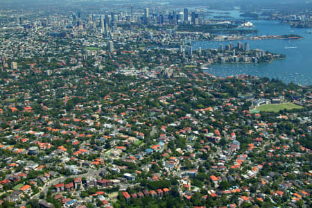 Aerial Image of BELLEVUE  HILL TO THE CITY.