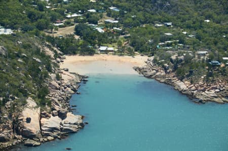 Aerial Image of MAGNETIC ISLAND