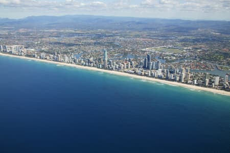 Aerial Image of SURFERS PARADISE TO HINTERLAND.