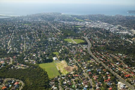Aerial Image of BEACON HILL TO CURL CURL BEACH.