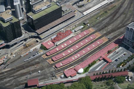 Aerial Image of ROMA STREET RAILWAY STATION, BRISBANE CBD.