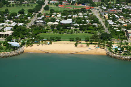 Aerial Image of STRAND PARK, NORTH WARD.