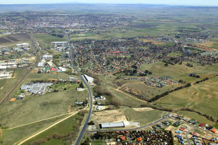 Aerial Image of KELSO AND BATHURST CITY.