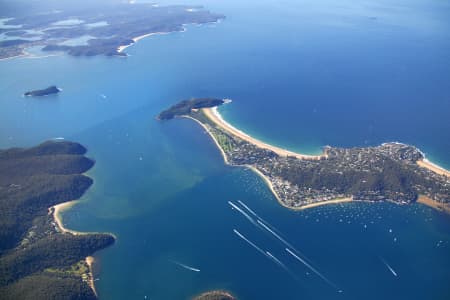 Aerial Image of HIGH ALTITUDE OF PALM BEACH.