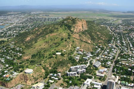 Aerial Image of CASTLE HILL.
