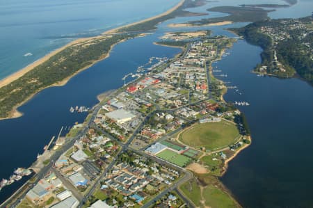 Aerial Image of LAKES ENTRANCE