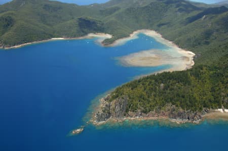 Aerial Image of OVERVIEW OF WHITSUNDAY ISLAND.